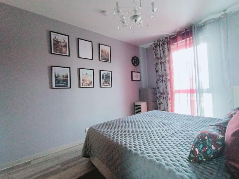 Appartement 4 Pieces - La Rose Des Yvelines - Classe 3 Etoiles Trappes Ngoại thất bức ảnh